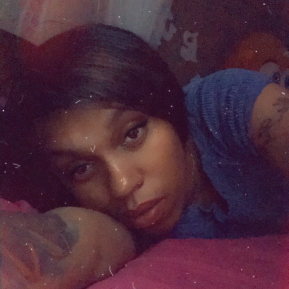 Meet your Posher, Whitney